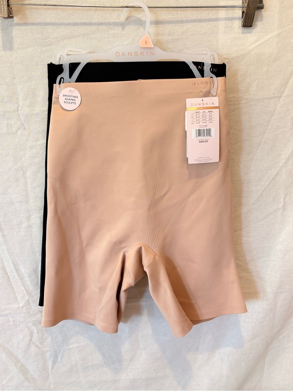 2 Danskin Women’s Hi-Waist Scuba Shaping Shorts— Nude and Black Size Small - Picture 2 of 6